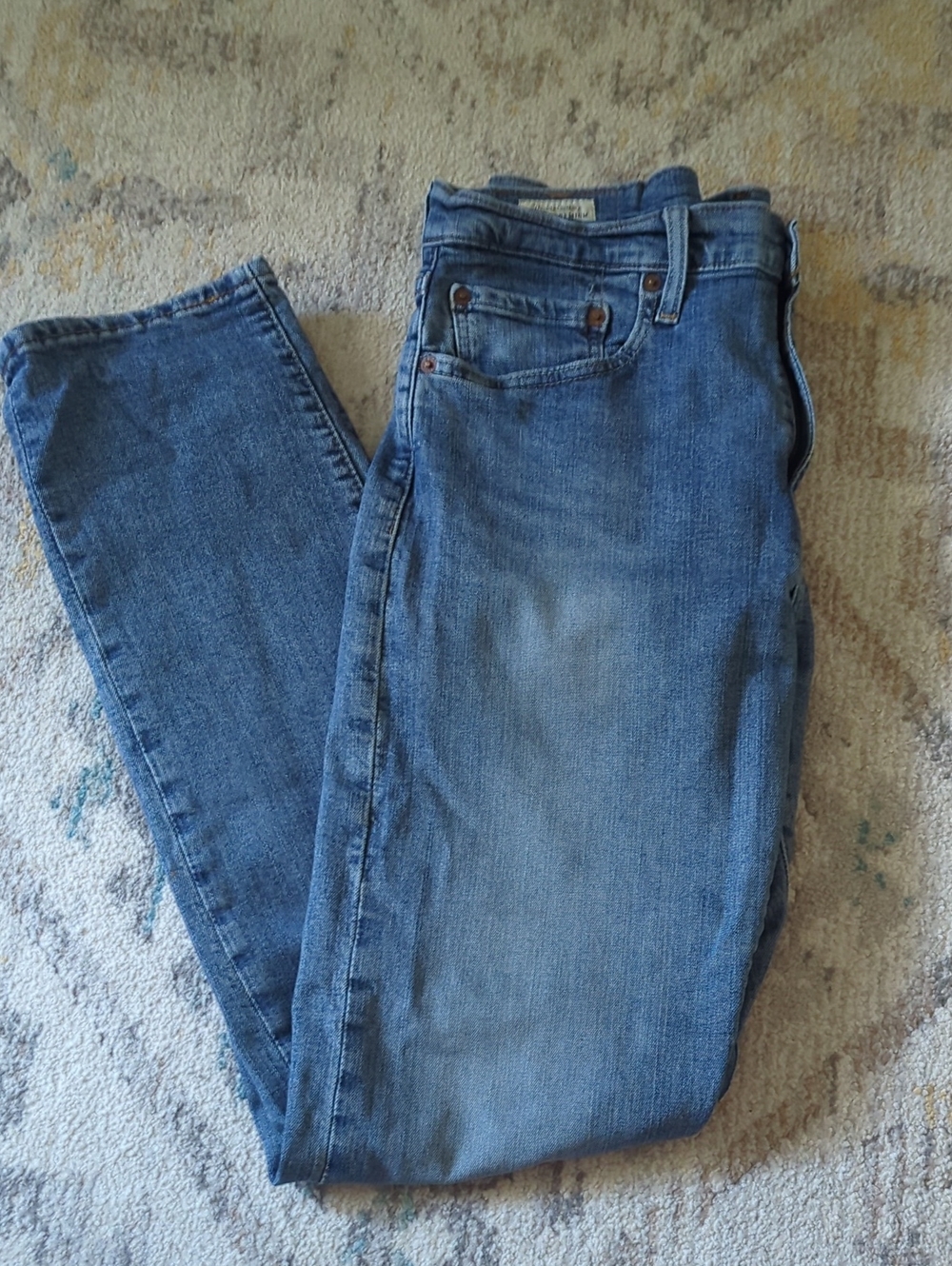 Classic High-Rise Women's Blue Jeans